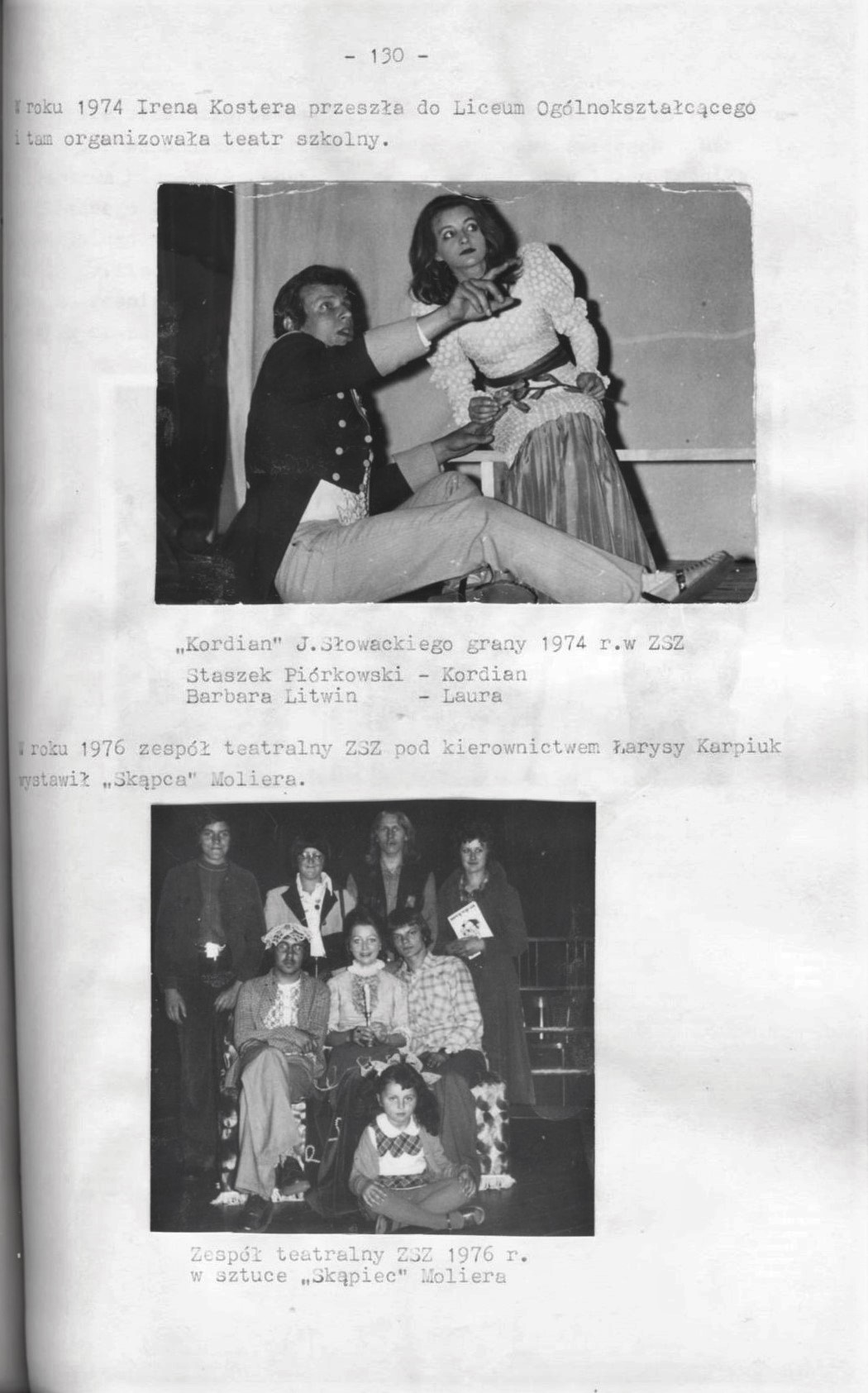 djęcie czarno-białe dwójki aktorów w scenie ze spektaklu "Kordian"; mężczyzna siedzi na podłodze i wskazuje na coś palcem; kobieta przy nim klęczy, patrząc w tym samym kierunku co on