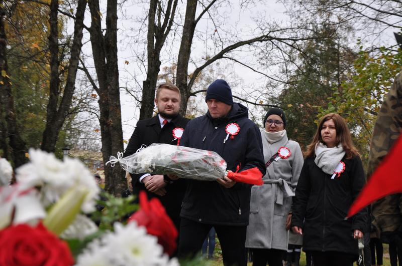 ​delegacja [Kliknij i przeciągnij, by przenieść.] ​
