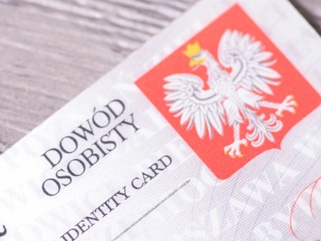 godło Polski oraz napis DOWÓD OSOBISTY