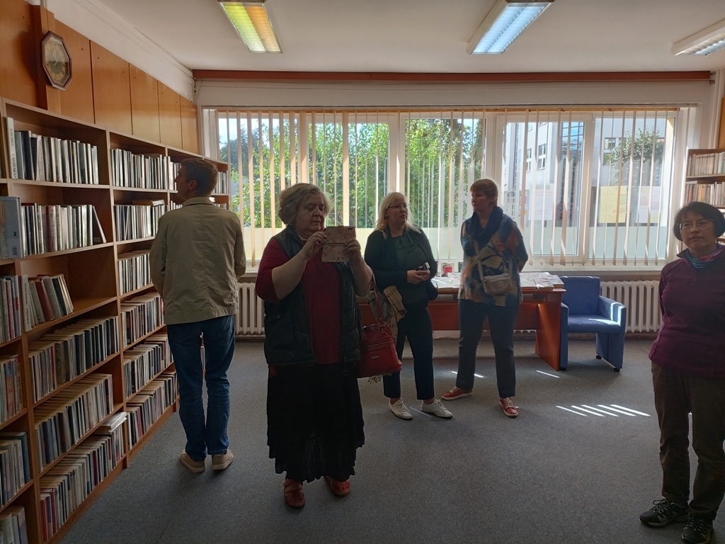 zwiedzanie biblioteki