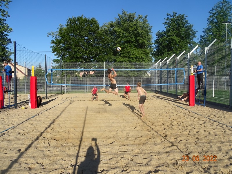 turniej siatkówki plażowej