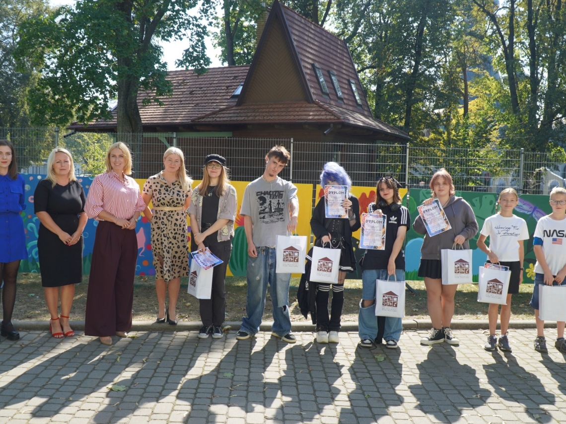 zdjecie grupowe uczestników warsztatów