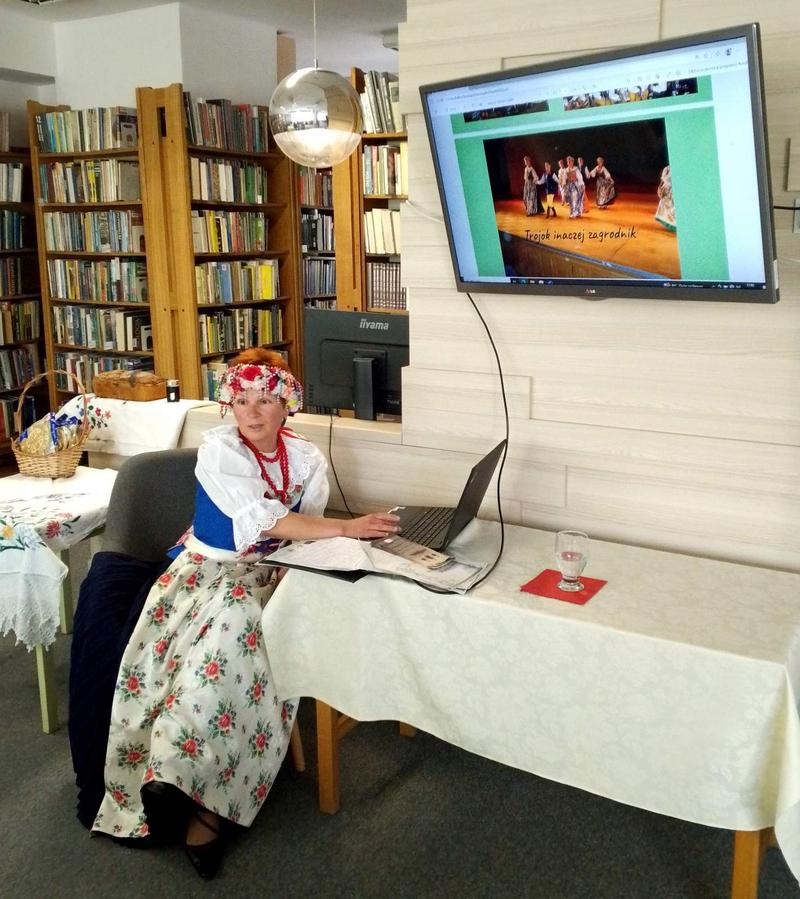 spotkanie w czytelni