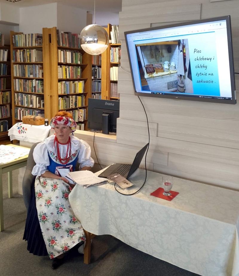 spotkanie w czytelni