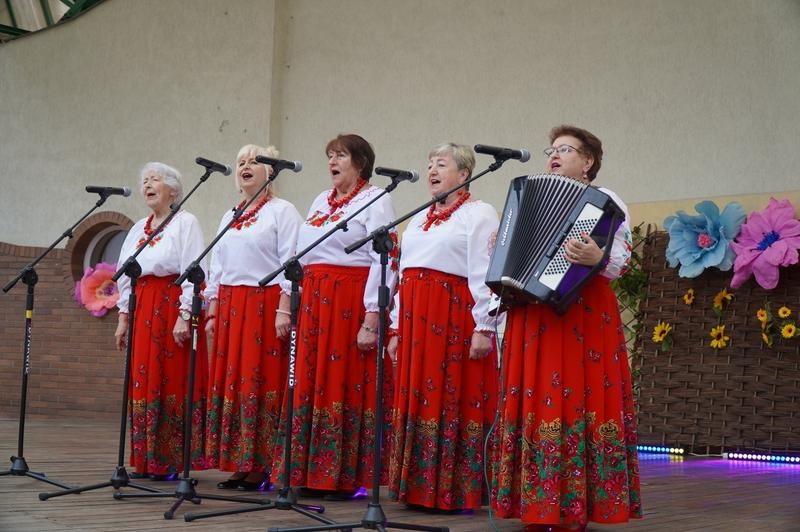 chór na scenie