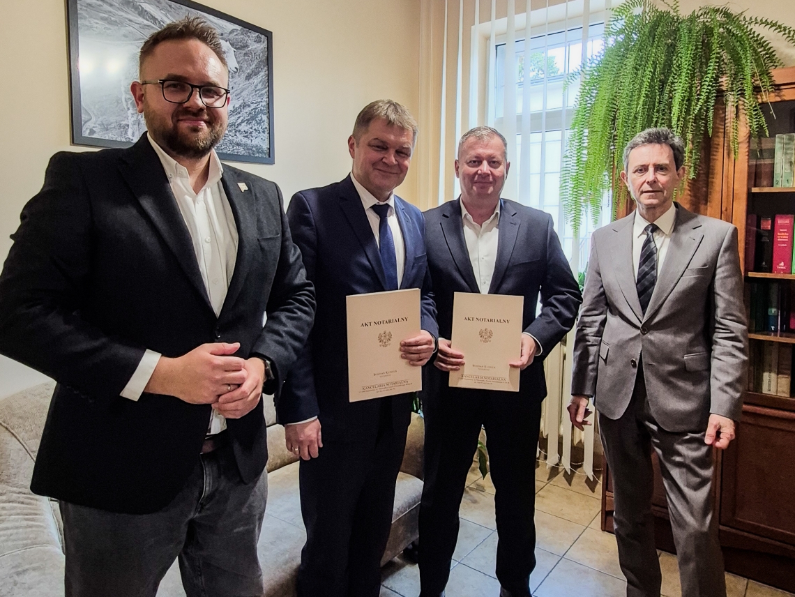 podpisany akt notarialny