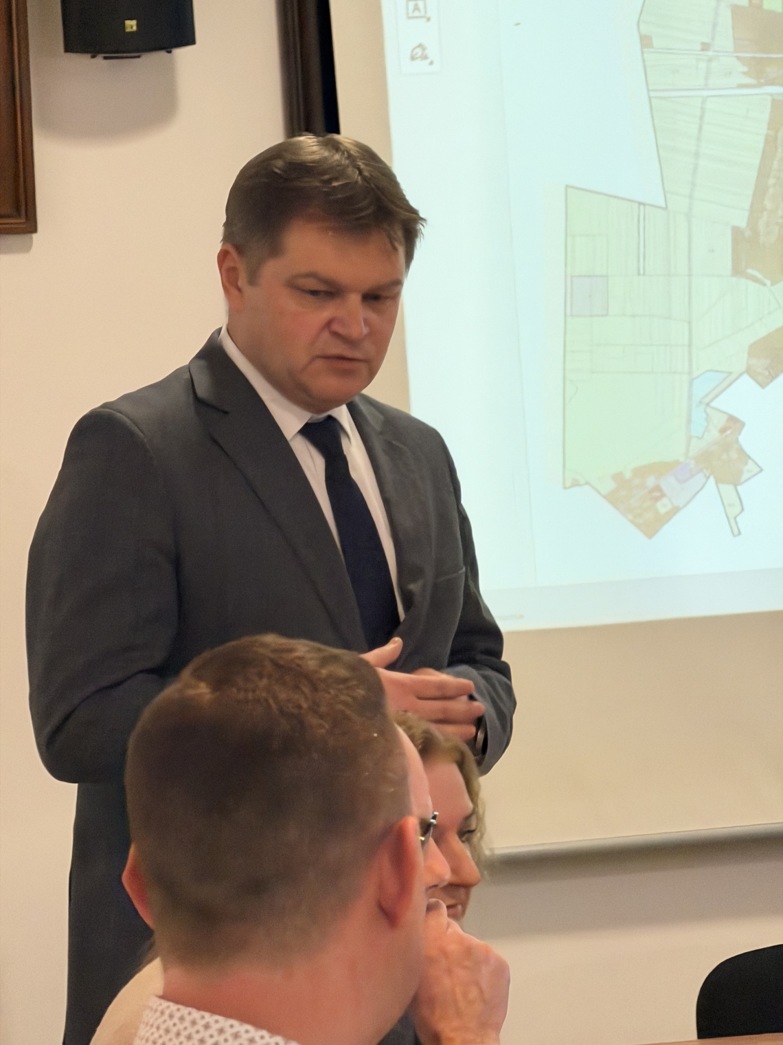 spotkanie konsultacyjne i jego uczestnicy