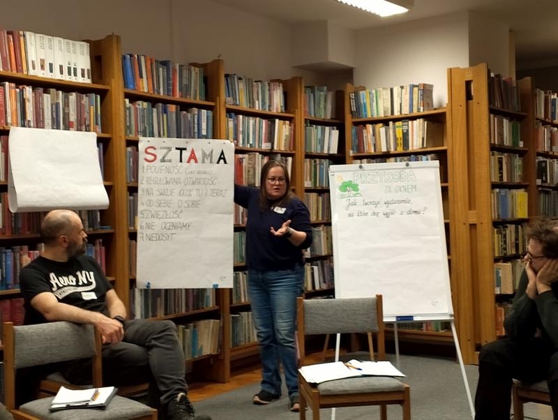 spotkanie w czytelni miejskiej