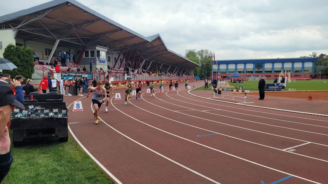 start chłopców