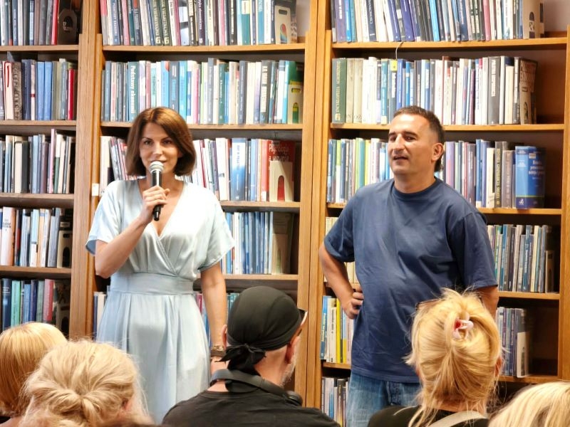 Michał Koterski gościem Miejskiej Biblioteki Publicznej w Hajnówce
