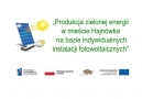 Na plakacie znajduje się tytuł projektu, grafika paneli fotowoltaicznych i loga projektowe.