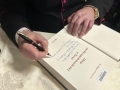 składanie autografu