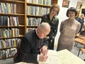 składanie autografu