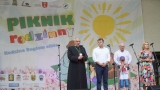 organizator wraz z władzami lokalnymi i dyrektor domu kultury