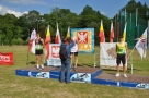 na podium
