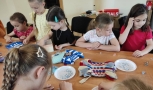 Uczestnicy zajęć plastycznych