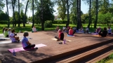 joga w parku