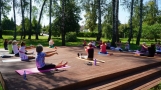 joga w parku