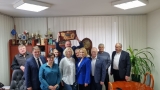 zdjęcie grupowe vz delegacją w gabinecie Burmistrza