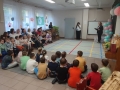 pani dyrektor Małgorzatę Saadoon w trakcie przemówienia i recytacji wiersza Małgorzaty Strzałkowskiej „Reguły dla gaduły”
