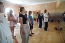 grupa młodzieży podczas próby
